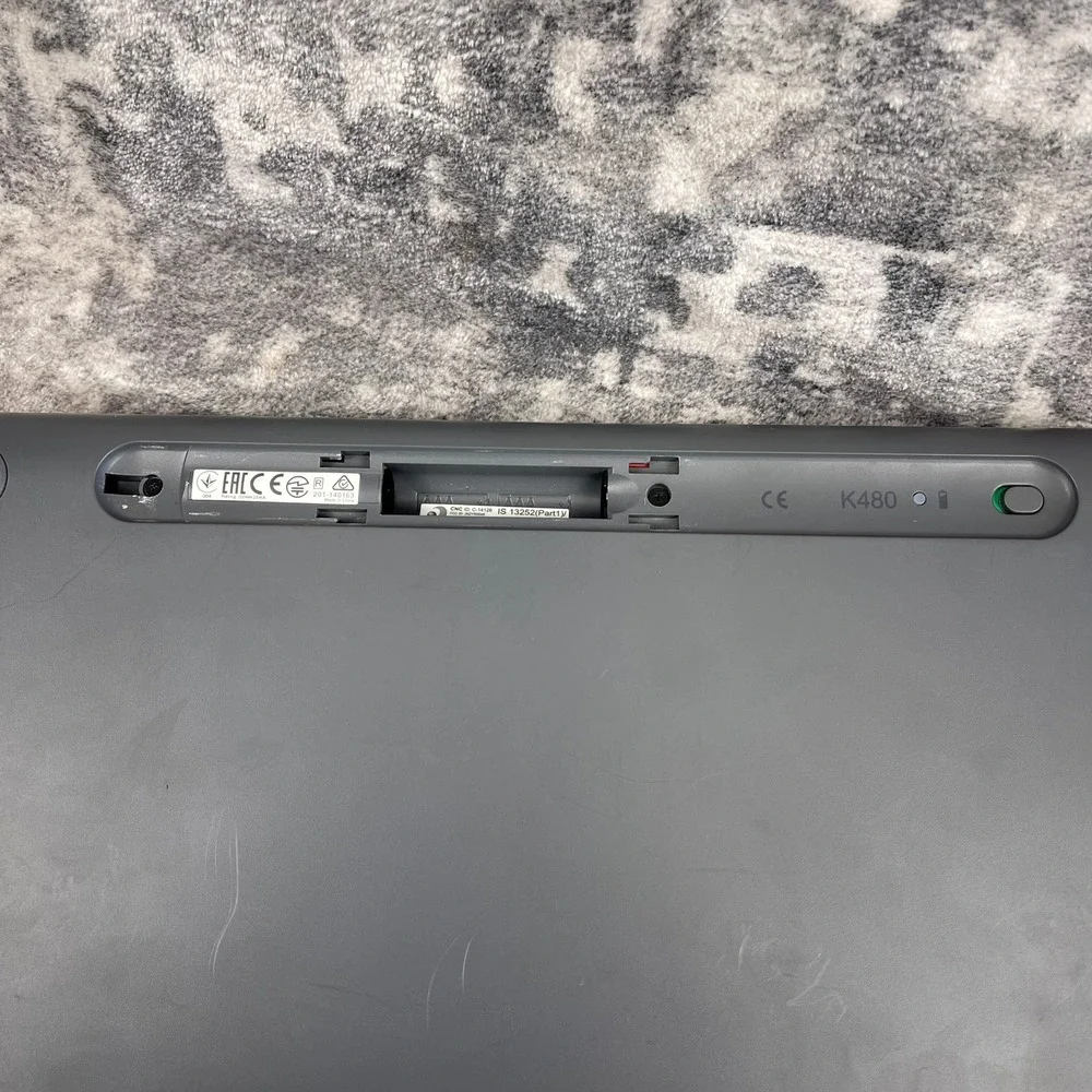 Logitech K480‎ Bluetooth Multi-Device Keyboard with Cradle Black/Yellow